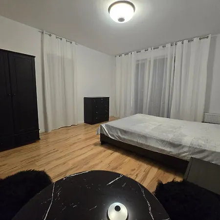 Apartmán W Poludniowej Czesci Wroclawia *